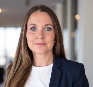 From Kayaks to Classrooms: Laura Earwood’s Journey to International School Leadership