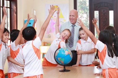 Teach in Vietnam at EIS!