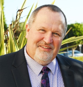 Paul and Lisa Green: Discovering New Purpose Through International Teaching