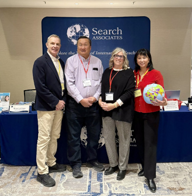 Gary (L) and Barbara (R) with Queen's University leadership